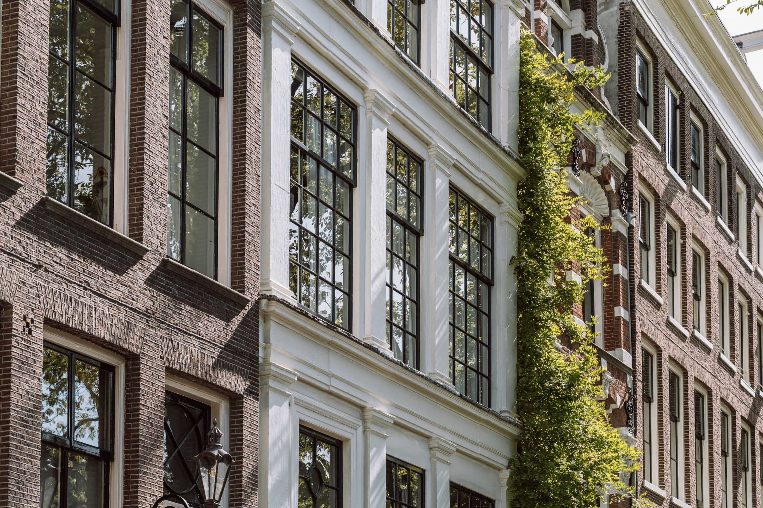 Oudezijds Voorburgwal